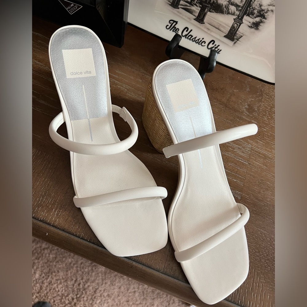 Dolce Vita Size 9.5 Narra White shoes NEW